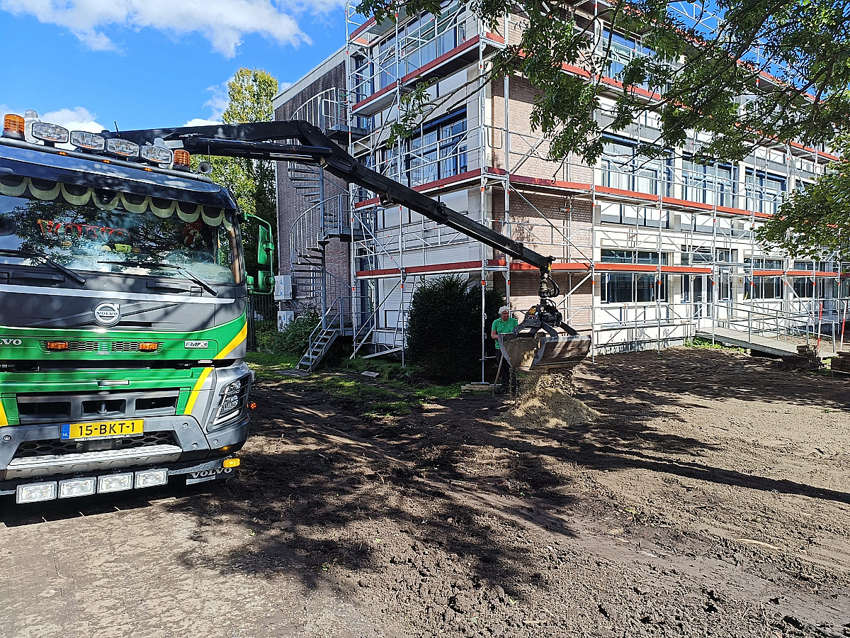 Werken bij Loon-& Grondverzetbedrijf Schimmel Bv