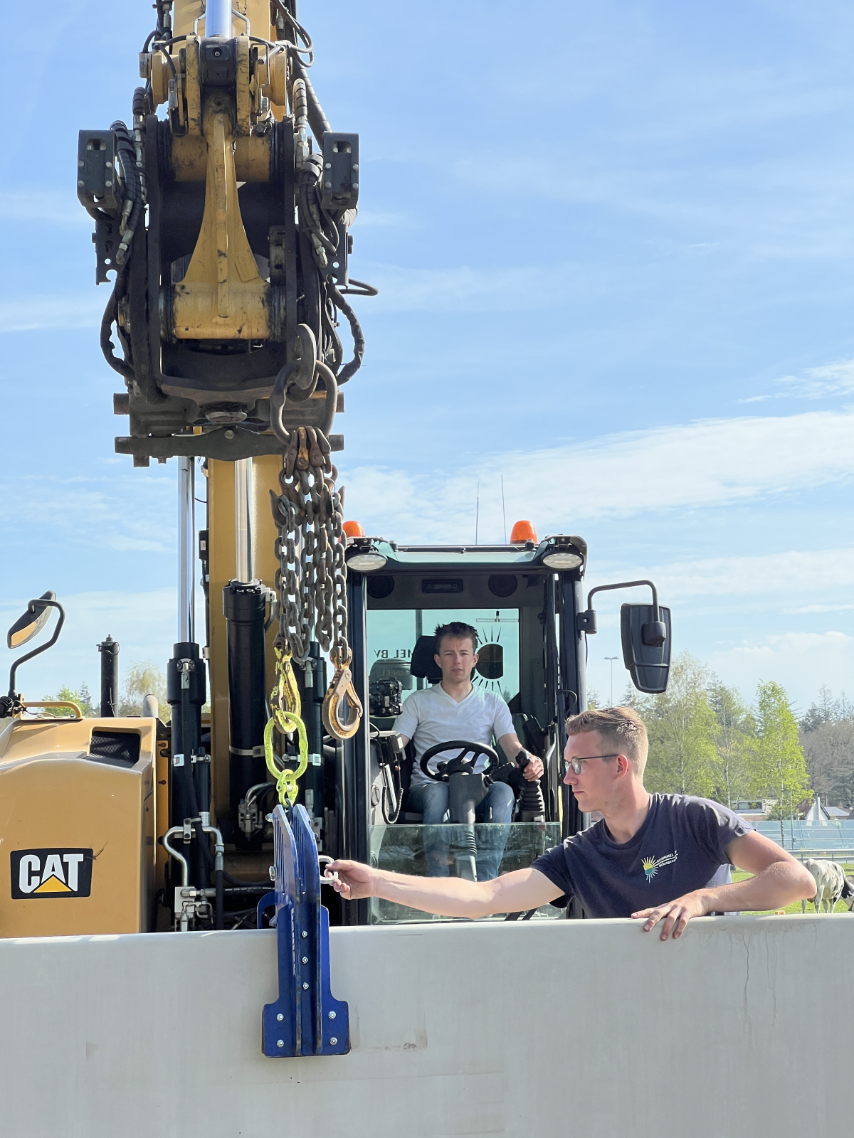 Werken bij Loon-& Grondverzetbedrijf Schimmel Bv