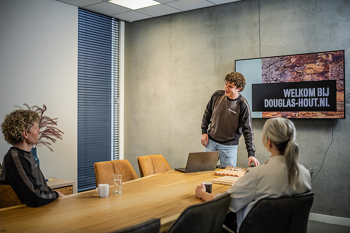 Werken bij Douglas-hout.nl