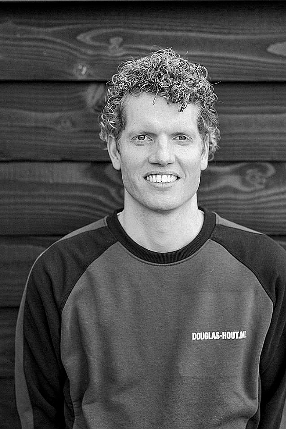 Contactpersoon van Douglas-hout.nl