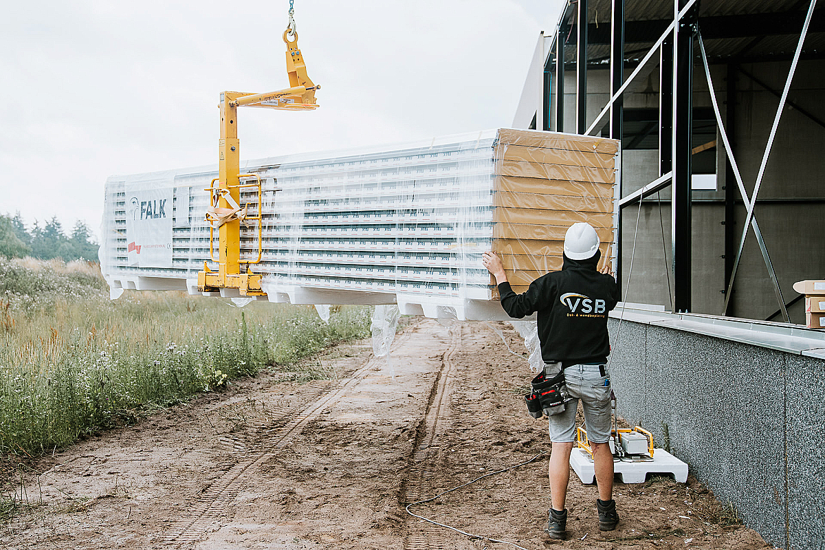Werken bij VSB dak en wandbeplating BV.
